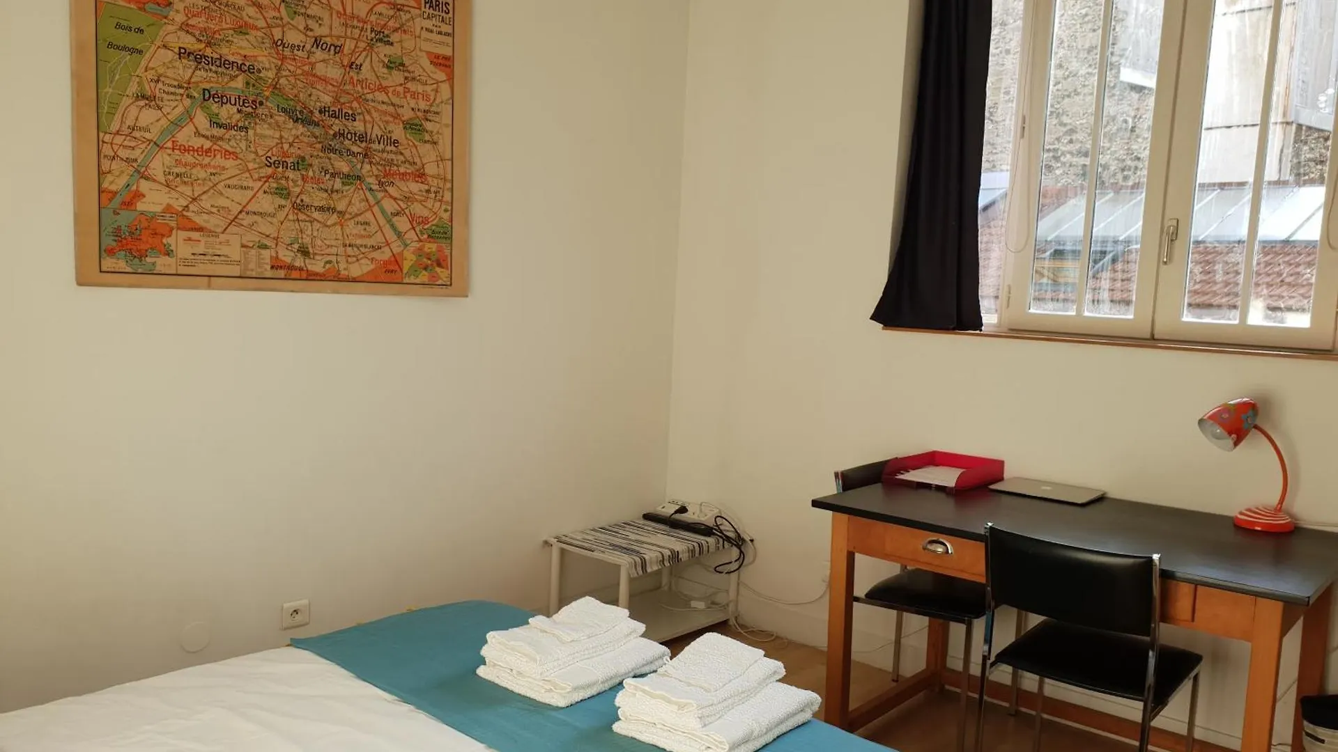 Chambre Privee Chez L'habitant - La Campagne A